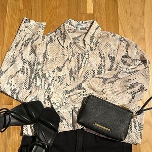 LIKE NEW Express Snake Skin Button Down